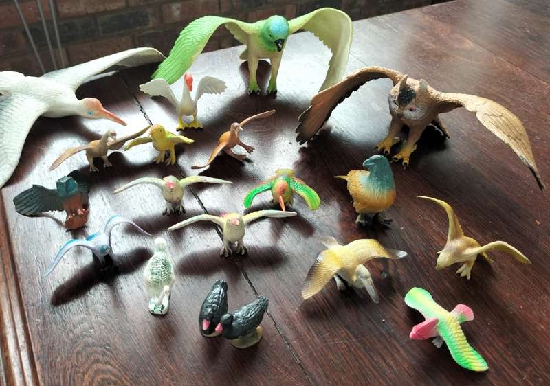 Vintage collection of plastic birds (x20))