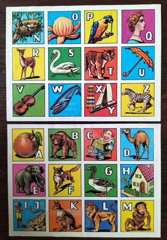 Vintage numbering/puzzle blocks (in original plastic case)