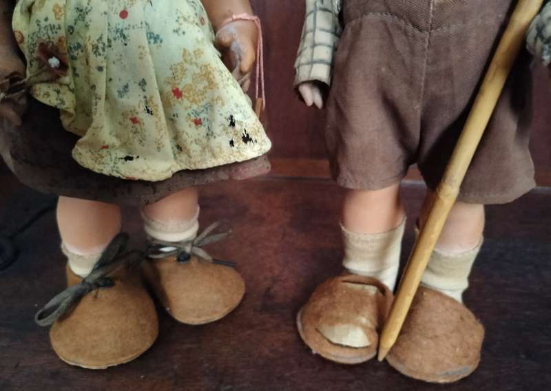 Vintage Hansel and Gretel dolls (Hummel)