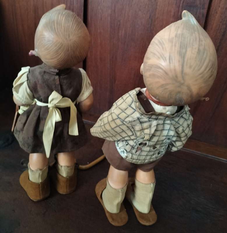 Vintage Hansel and Gretel dolls (Hummel)