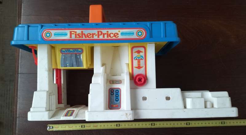Vintage Fisher Price Car wash