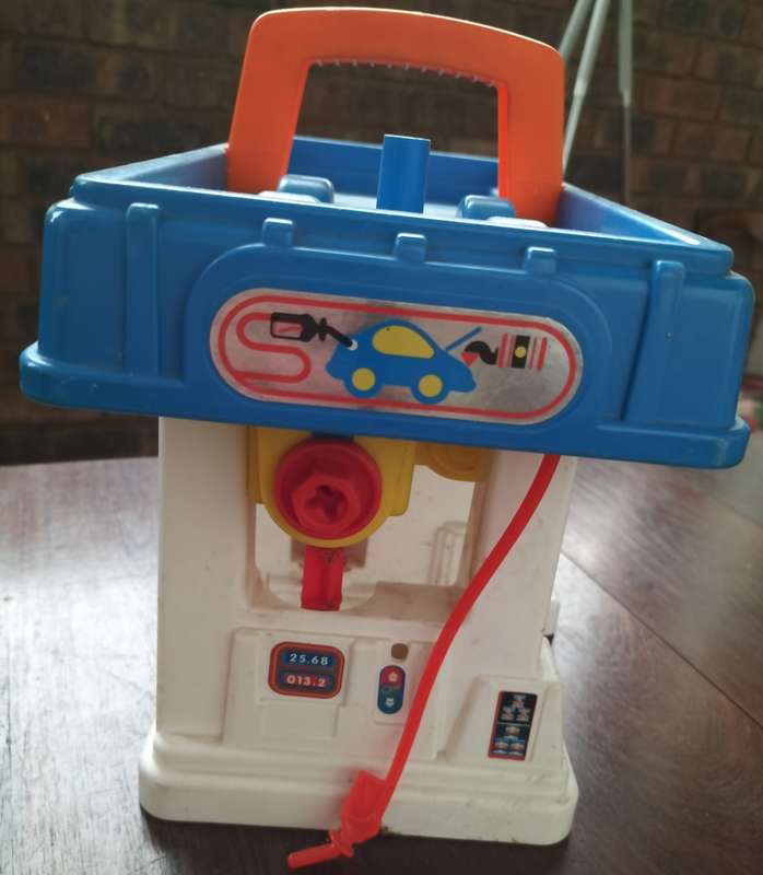 Vintage Fisher Price Car wash