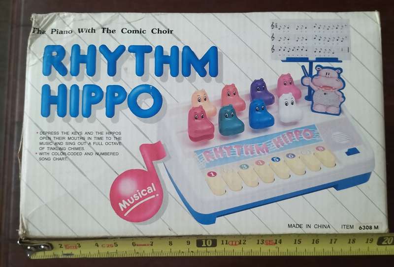New old stock - Vintage battery operated toy piano