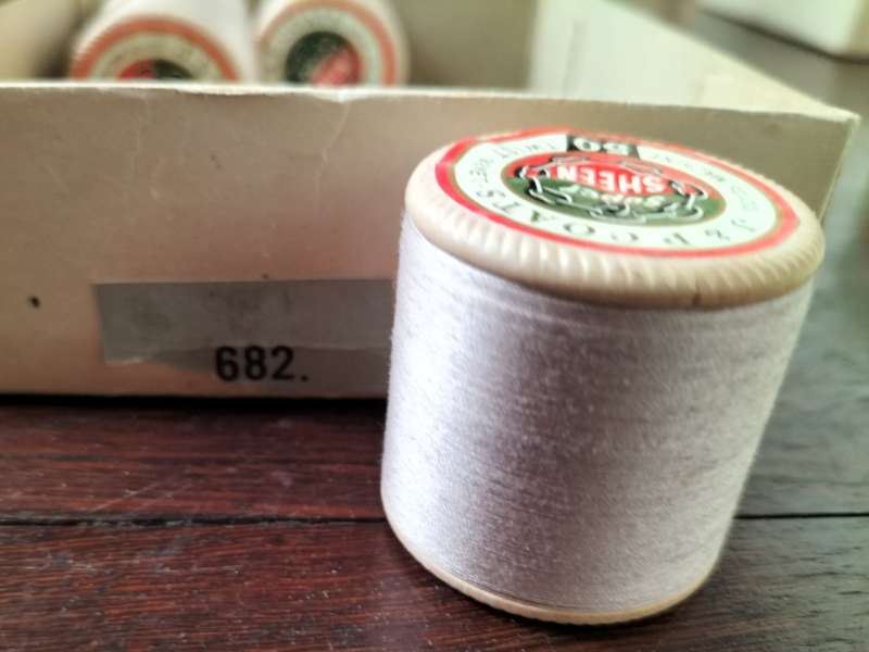 Vintage boxed Cotton thread / Coats Super Sheen (x 4))