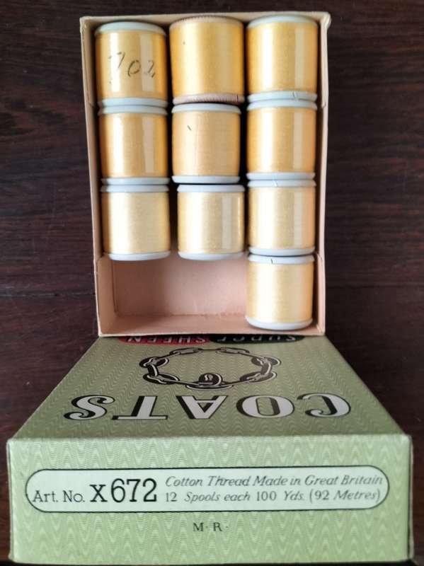 Vintage boxed Cotton thread / Coats Super Sheen (Golden x 10)