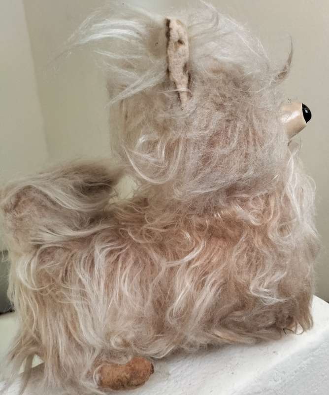 Antique toy dog (missing left ear)