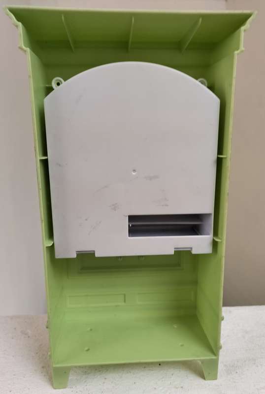 Plastic Barbie furniture piece