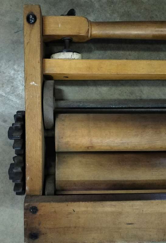 Antique mangle / wringer (heavy wooden framed)