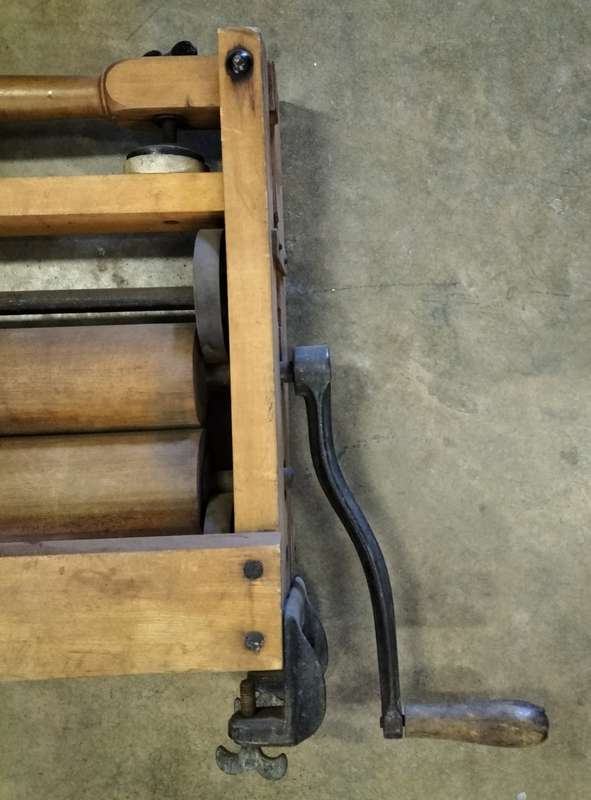 Antique mangle / wringer (heavy wooden framed)