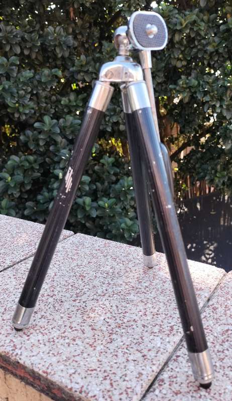 Vintage Dia camera tripod (small)