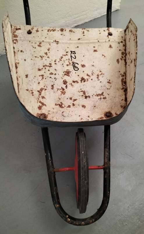 Vintage children`s wheelbarrow - For the restorer