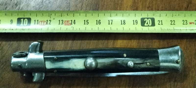 Vintage Xoni flick knife (like new)