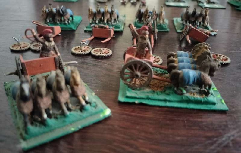 Vintage miniature led war game set (135 pieces)