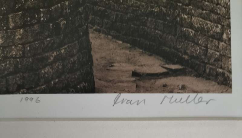 Ivan Muller - Abstract photograph - Zimbabwe Ruins - 1996