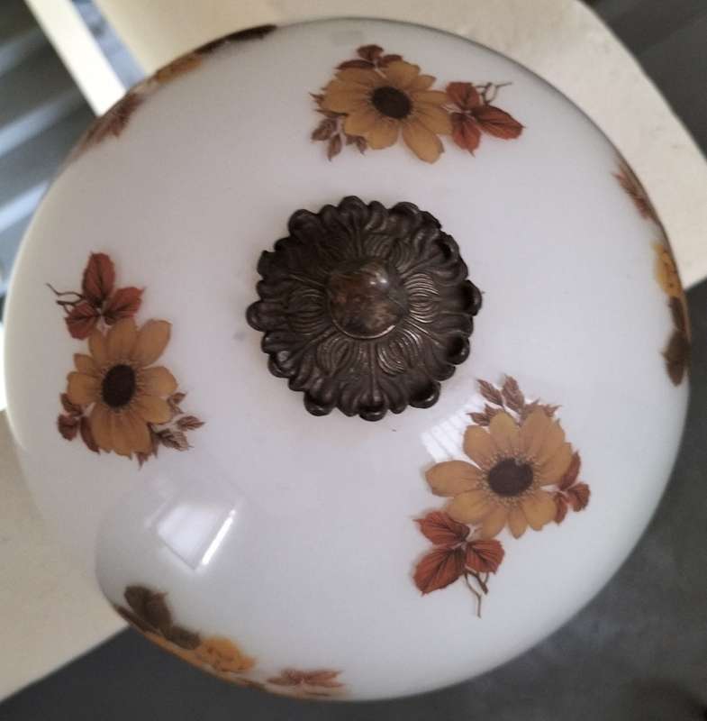 Heavy lamp shade (with flower patterns)