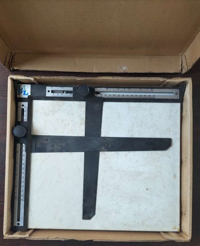 Vintage Luxe Photo Laboratory easel for enlarger (in original box)