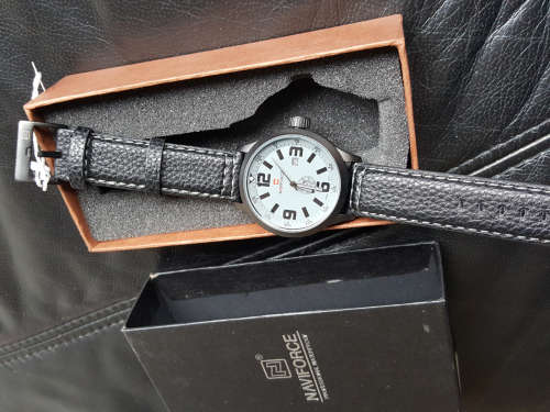 **Crazy R1 Start***NaviForce Mens Luxury Quality Watches (incl WatchBox)