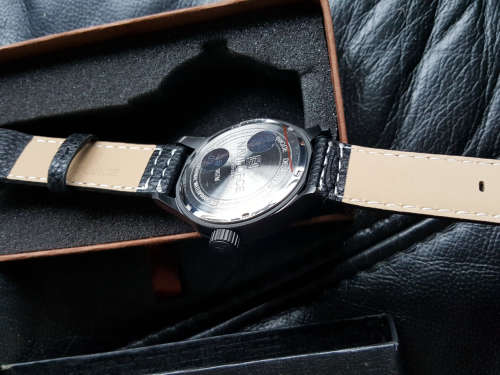 **Crazy R1 Start***NaviForce Mens Luxury Quality Watches (incl WatchBox)
