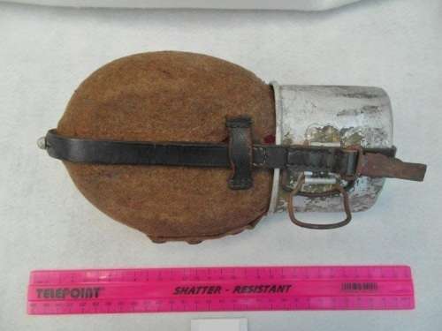 WW2 RED STEEL GERMAN BOTTLE CUP HRE 42