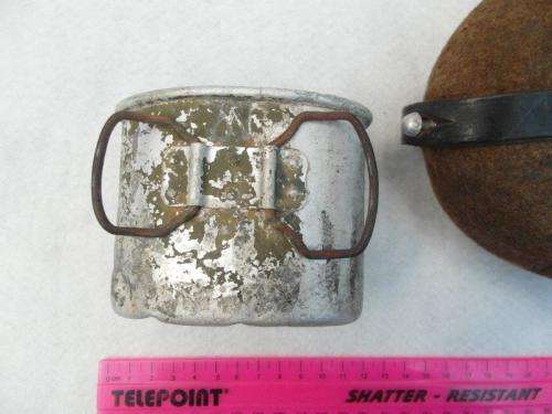 WW2 RED STEEL GERMAN BOTTLE CUP HRE 42