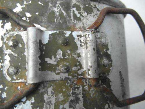 WW2 RED STEEL GERMAN BOTTLE CUP HRE 42