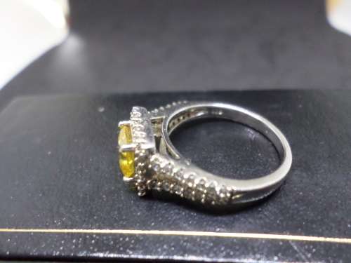 Vintage Silver ring 925 with yellow stone