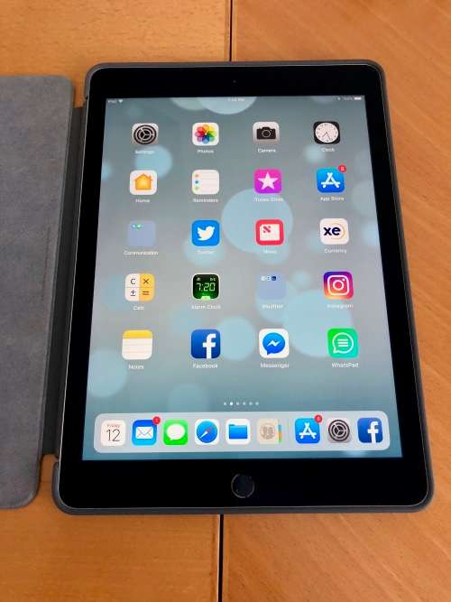 Apple iPad Pro Wi Fi + Cellular 128 GB - 9.7"