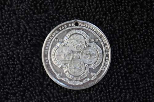 To Commemorate the Union of South Africa 31 May 1910- in perfect condition