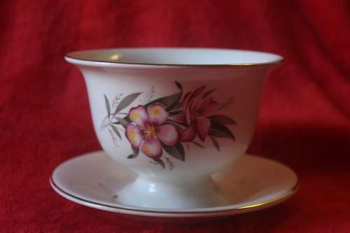 VINTAGE GRAVY SAUCE BOWL EGERSUND FLINT NORWAY.  Perfect Condition.   90mm.