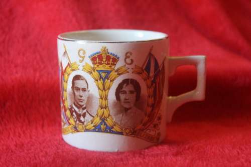 Vintage King George VI, Queen Elizabeth Mug, 1947 Visit to South Africa. RARE