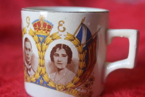 Vintage King George VI, Queen Elizabeth Mug, 1947 Visit to South Africa. RARE