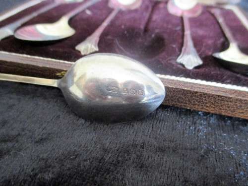 Hallmarked Delicate Silver Teaspoons,  William Davenport Birmingham circa 1911. Never used.