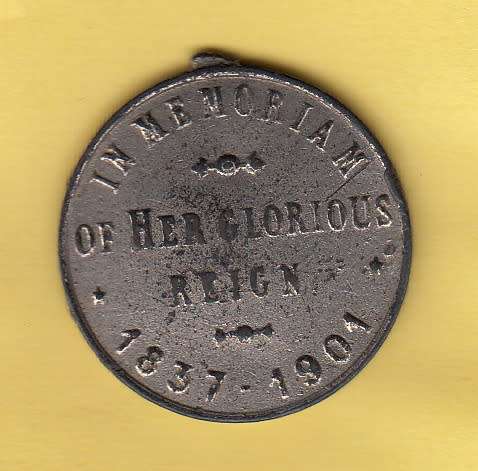 Queen Victoria In Memoriam of Her Glorius Reign 1837 to 1901 Medallion