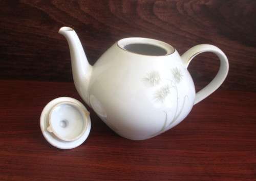 Very Classy Vintage Schonwald Germany Teapot.