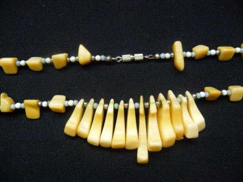 Lovely mixed Elements Ethnic Necklace. 45cm.