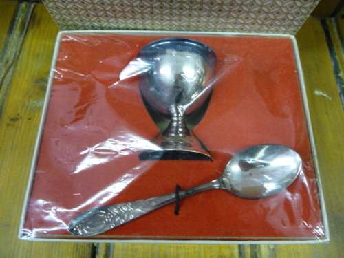 EM ESS Plate Baby Egg Hoder and Spoon.  Never been used, in original box, not opened. Great toning.