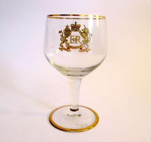 ERII Coronation 1953 Single Wine Glass, Gold finishes.