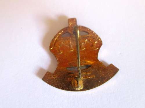 1937 King George VI/Queen Elizabeth enamel Crown Badge