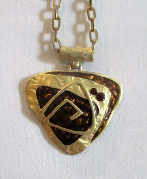 Vintage Fashion Jewelry necklace and Earring Set. 50cm