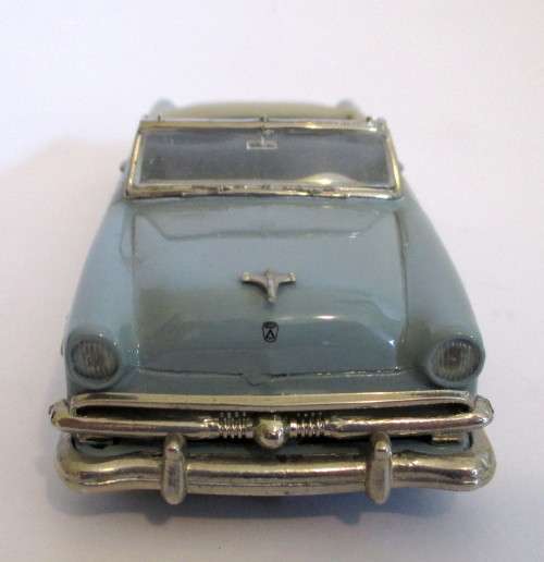 1953 Light Blue Ford Sunliner Open Top Model. 1/43. Collector`s Classics. In box with Certificate.