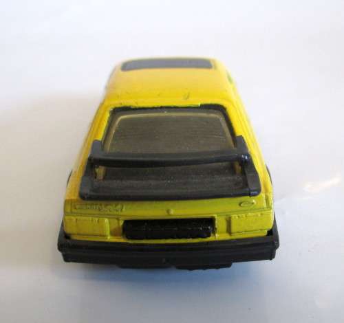 MATCHBOX Ford Sierra XR4i. Yellow. Scale 1/58. 1983