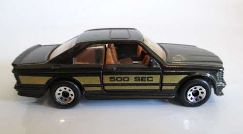 MATCHBOX Mercedes 500 SEC. Black and Gold. Scale 1/64. 1984