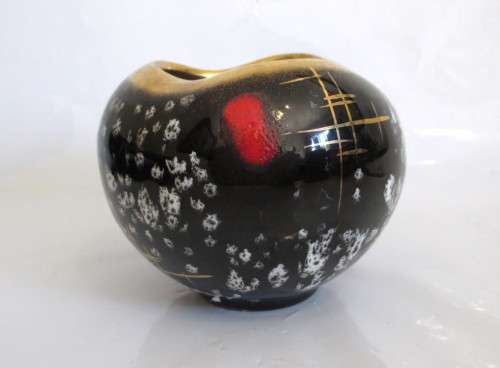 Carstens Tonnieshof: Vintage West German Ceramic Vase with Atomic Form and 'Hawai' Glaze.