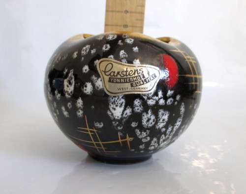 Carstens Tonnieshof: Vintage West German Ceramic Vase with Atomic Form and 'Hawai' Glaze.