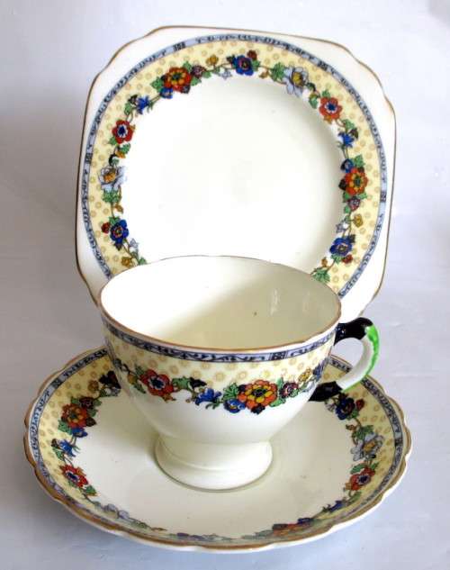 Gorgeous Delicate Tuscan China Trio. Made in England.