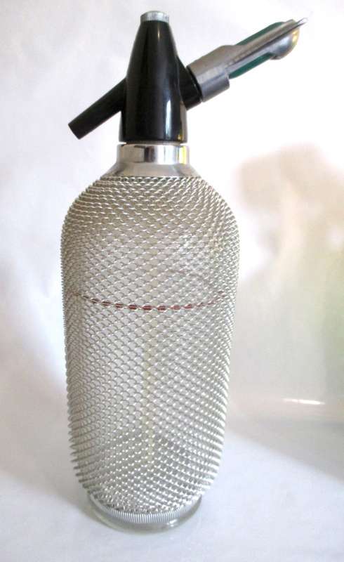 Vintage Metal Mesh Wrapped Glass Red Line Soda/Seltzer Syphon Bottle LOOK GREAT.  Man Cave Decor.