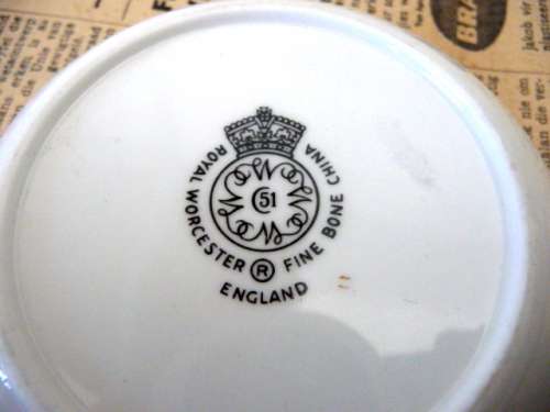 Vintage Royal Worcester Fine Bone China Pin Dish.