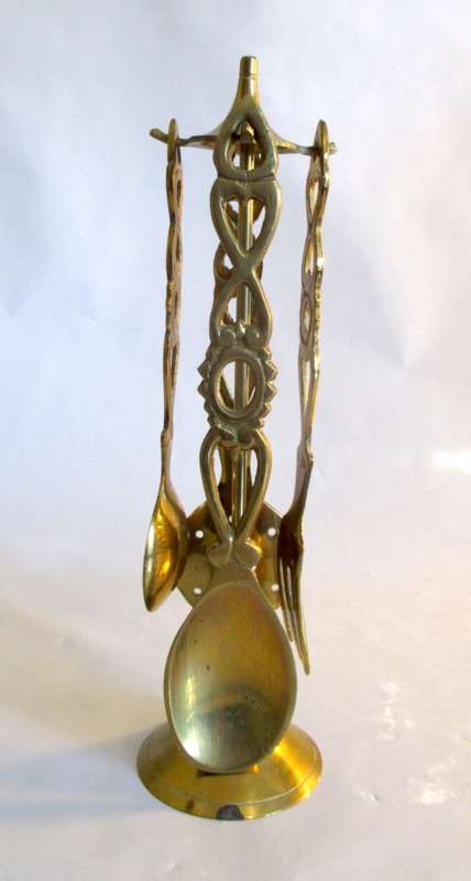 Vintage Brass Welsh Love Spoon Set 4 Utensils Hanging Stand. Collectable. 19cm high.