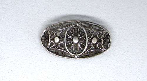 Antique Silver Filigree Brooch with C Clasp, Handmade with Amazing Detail. 5cm diameter.