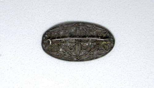 Antique Silver Filigree Brooch with C Clasp, Handmade with Amazing Detail. 5cm diameter.